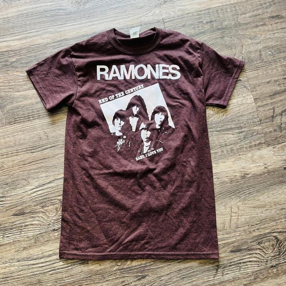 Ramones End of the Century Punk Rock Rocket Shirt Small